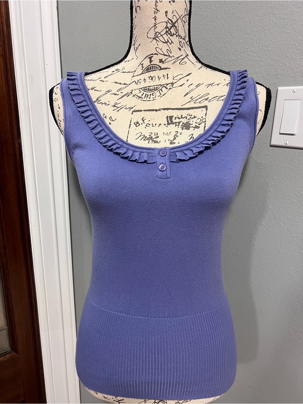 United Colors of Benetton Periwinkle Ruffle Knit Tank Top Small